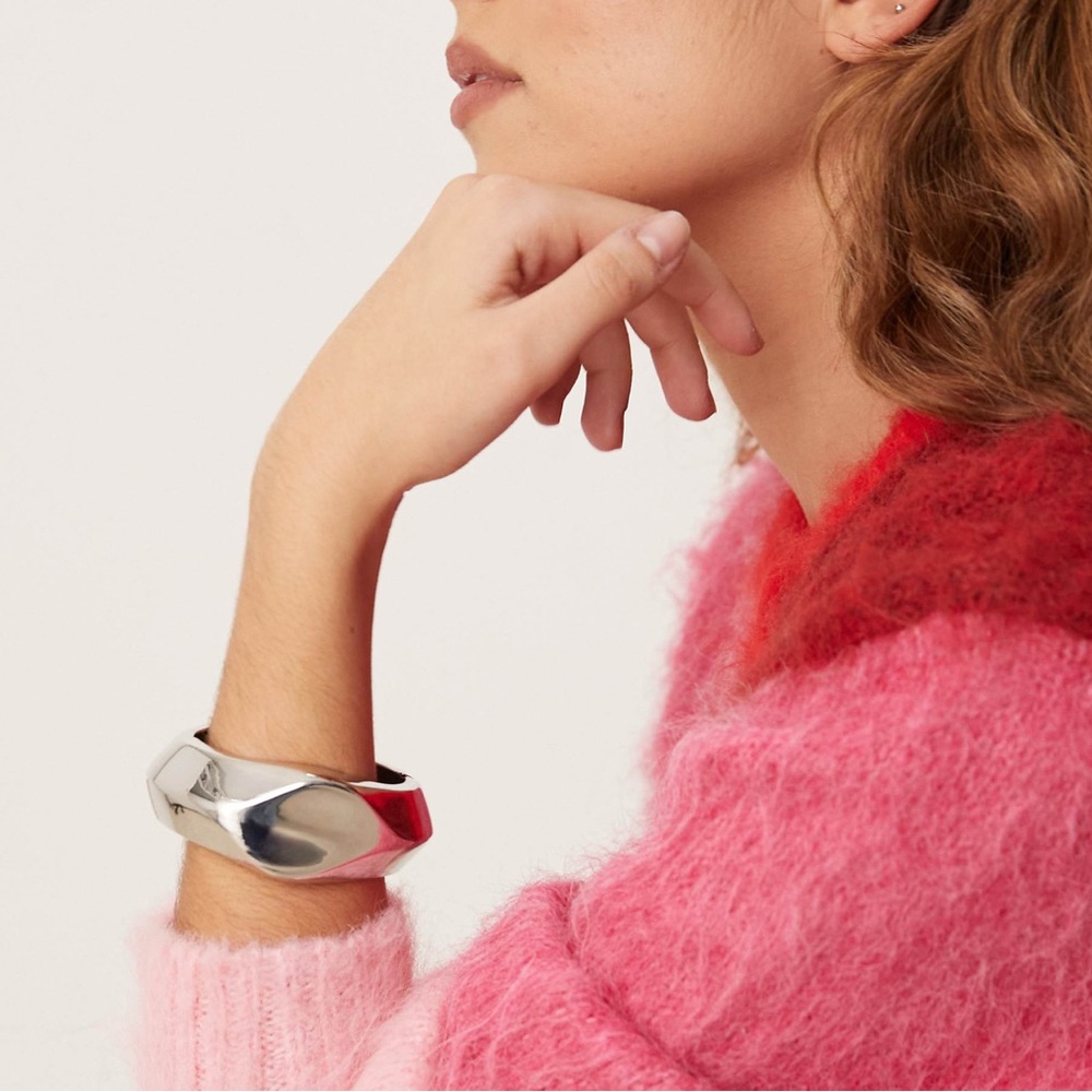 Trendy ASOS Silver Chunky Hinge Bracelet